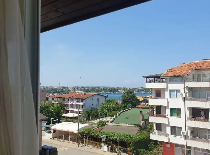 Apartament Hiora Vasiliko