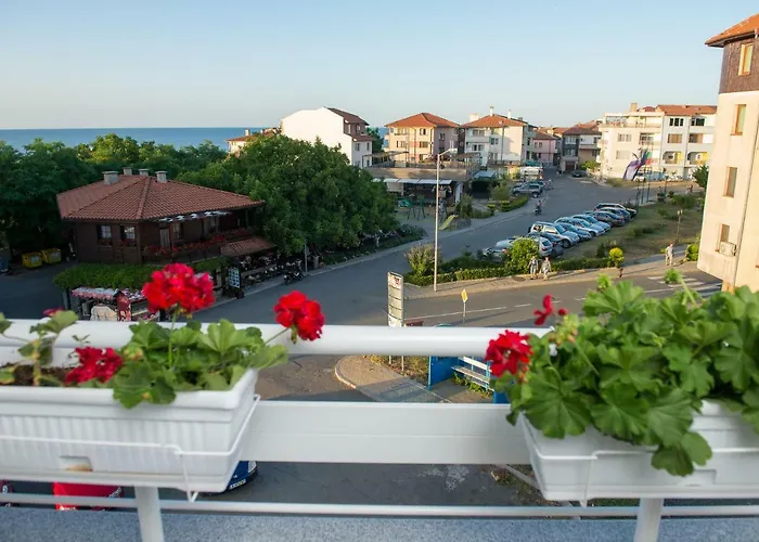 Apartament Hiora Vasiliko *