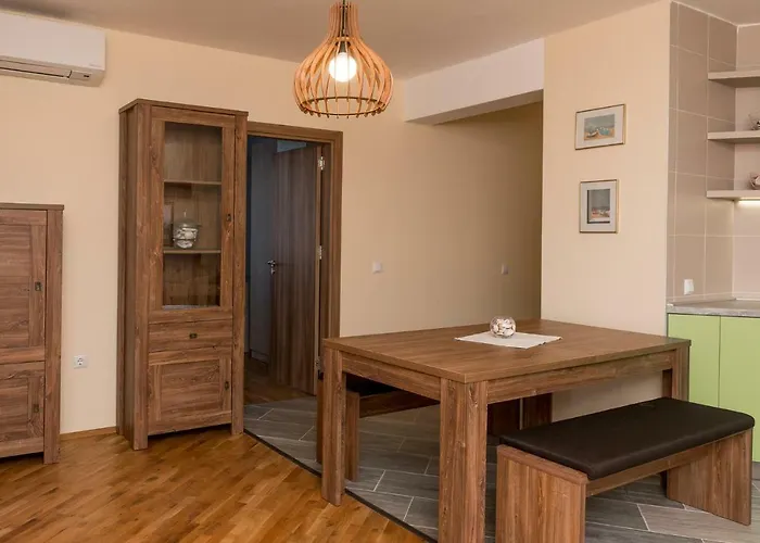 Hiora Vasiliko * Țarevo