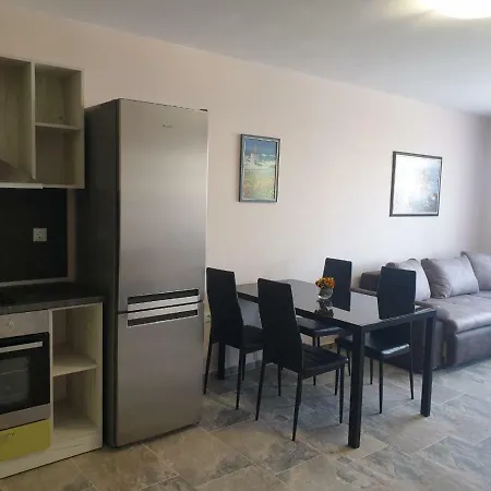 Hiora Vasiliko 公寓 *