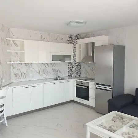 Hiora Vasiliko 茨雷沃