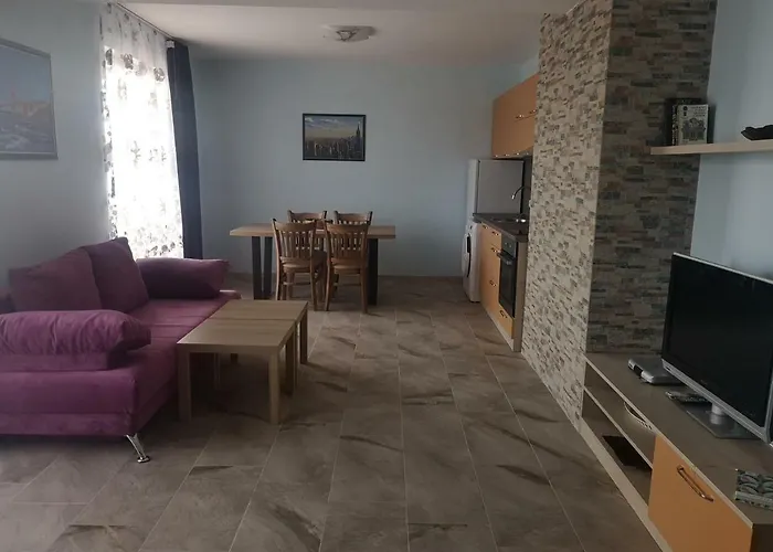 Hiora Vasiliko Apartman Carevo