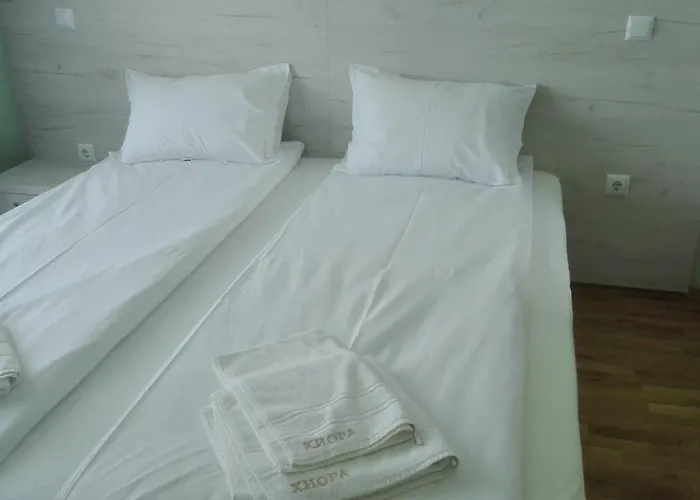 Hiora Vasiliko Apartman *